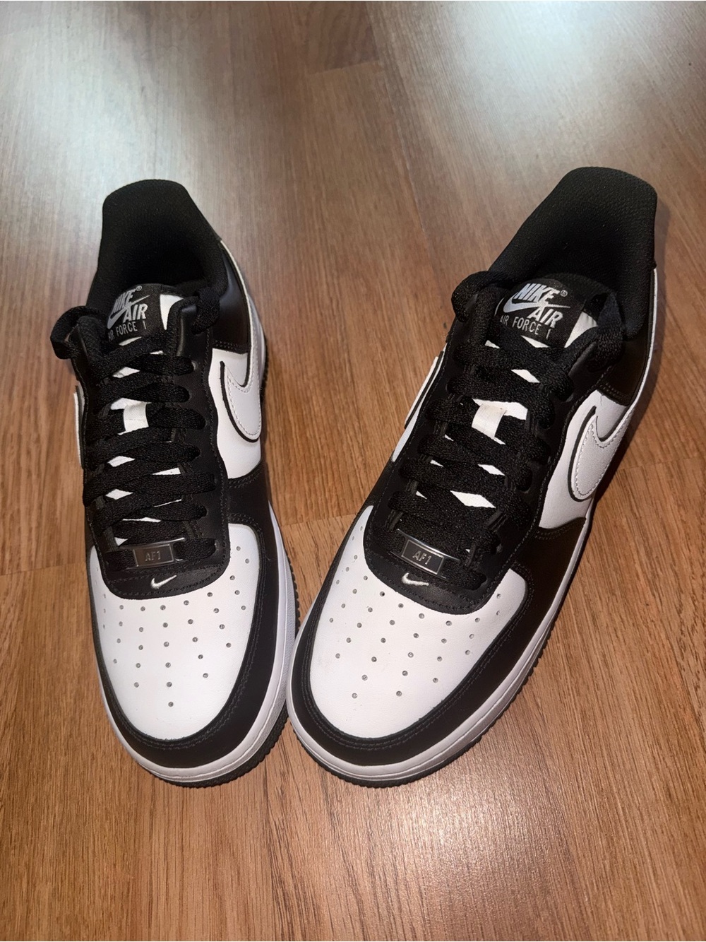 Nike Air Force 1 Low '07 White Swoosh Panda